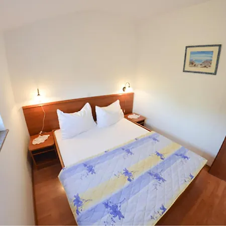 1 Bedroom Amazing In Apartamento *