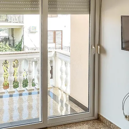 1 Bedroom Amazing In